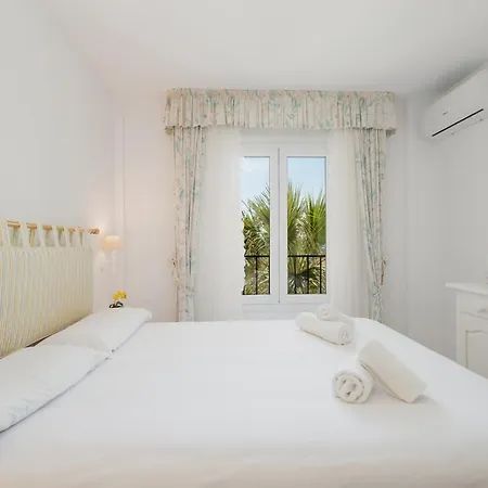Apartment, Close To The And Sea Views, In Marbellac