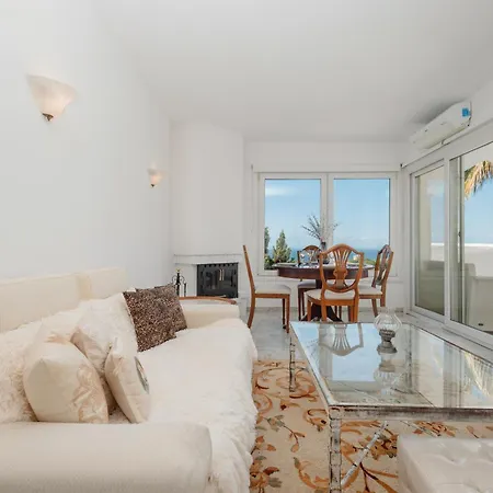 Apartment, Close To The And Sea Views, In Marbellac