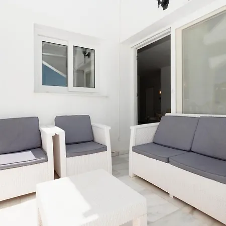 Apartment, Close To The And Sea Views, In *