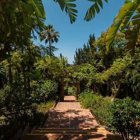 Apartment, Close To The And Sea Views, In Appartement