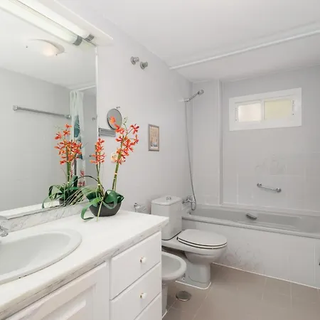 Apartment, Close To The And Sea Views, In * Marbella